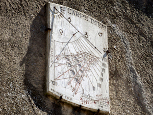 Carcassonne sundial